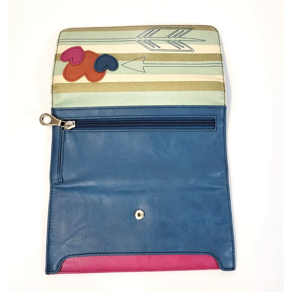 Relic Wallet Womens One Size Multicolor Heart Arrow Checkbook Striped Print Boho